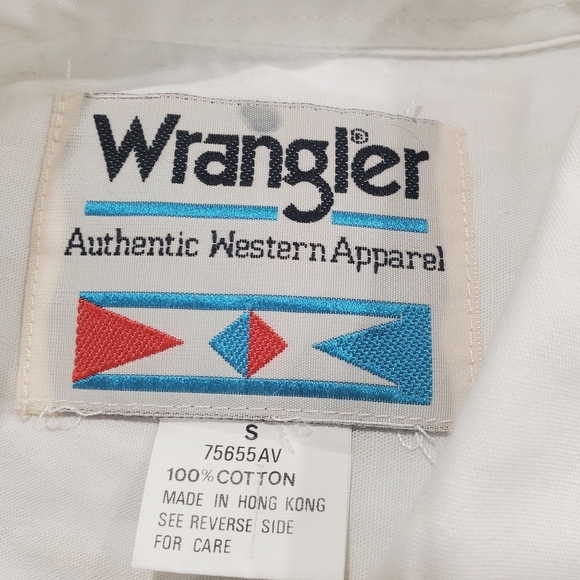 Vintage Wrangler button up shirt - Picture 2 of 4